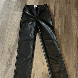 Aritzia Black Women Jeans